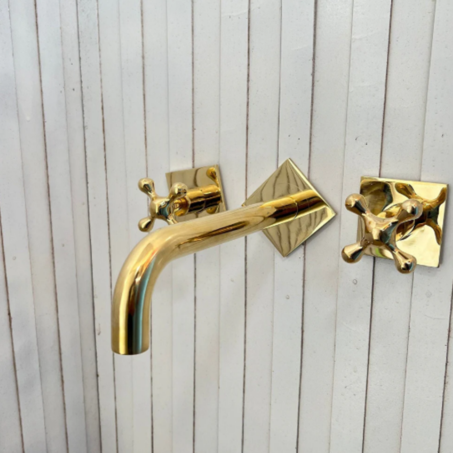 Antique Bathroom Faucets- maisonnadia